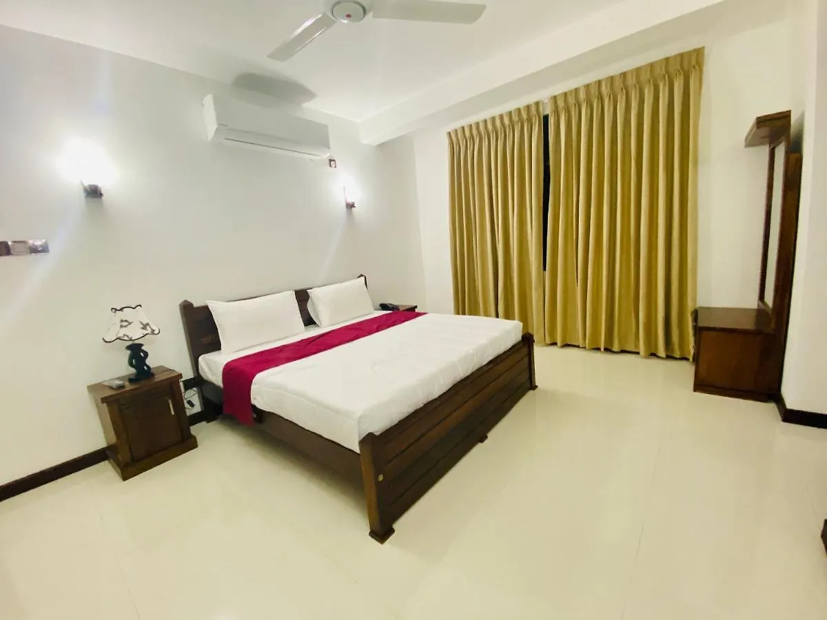 ****  Kreation Hotels Коломбо Шри-Ланка